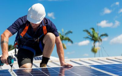 Solar Install Course: Why More Electricians Are Choosing To Study Online